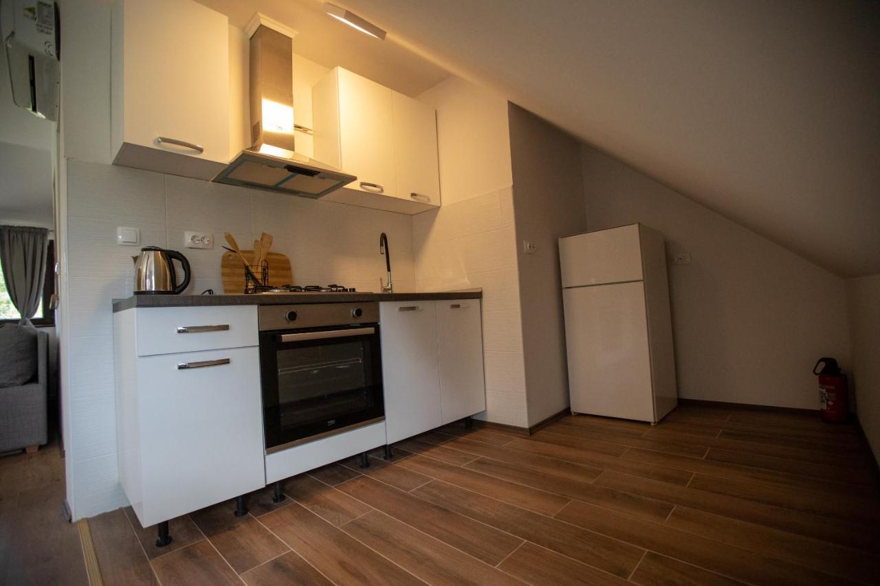 Apartment Lara Modrus-kuca Za Odmor *